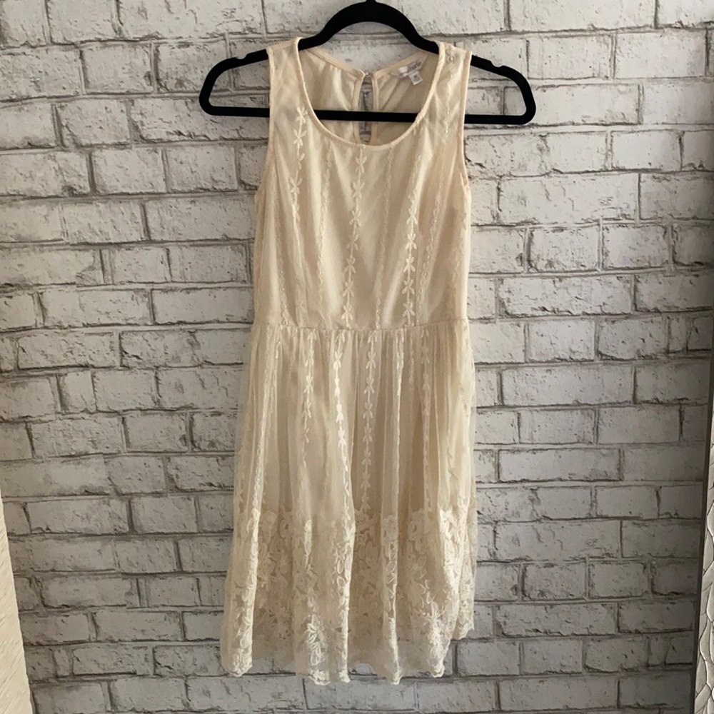 lace, cream colored dress